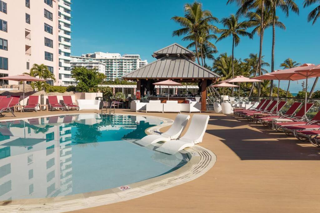 3 Bedroom Ocean-front The Alexander Miami Beach