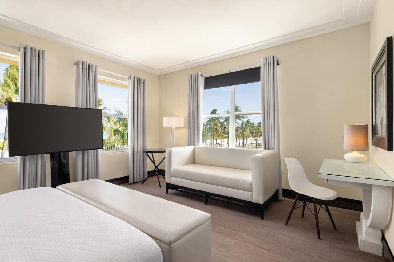 Hotel Waldorf Towers South Miami Beach
