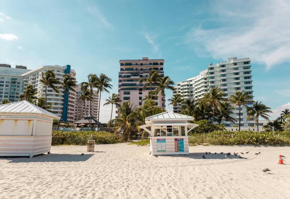Apartment 3 Bedroom Ocean-front The Alexander Miami Beach