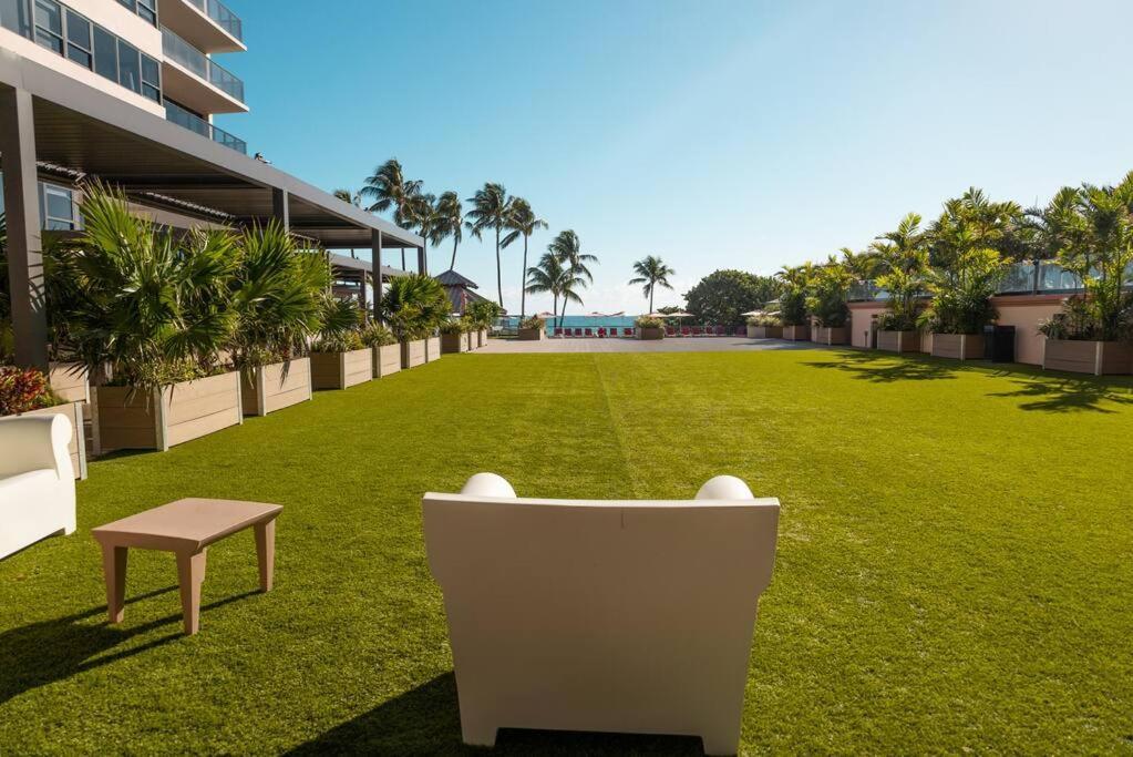 3 Bedroom Ocean-front The Alexander Miami Beach