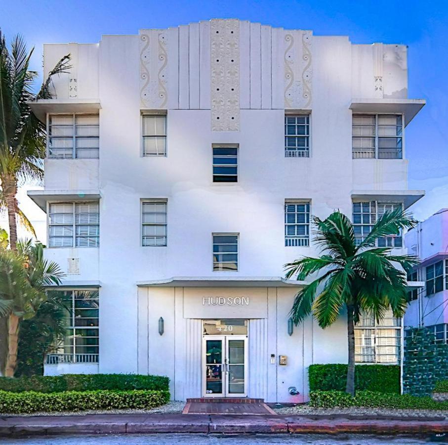 Spacious Private Sobe