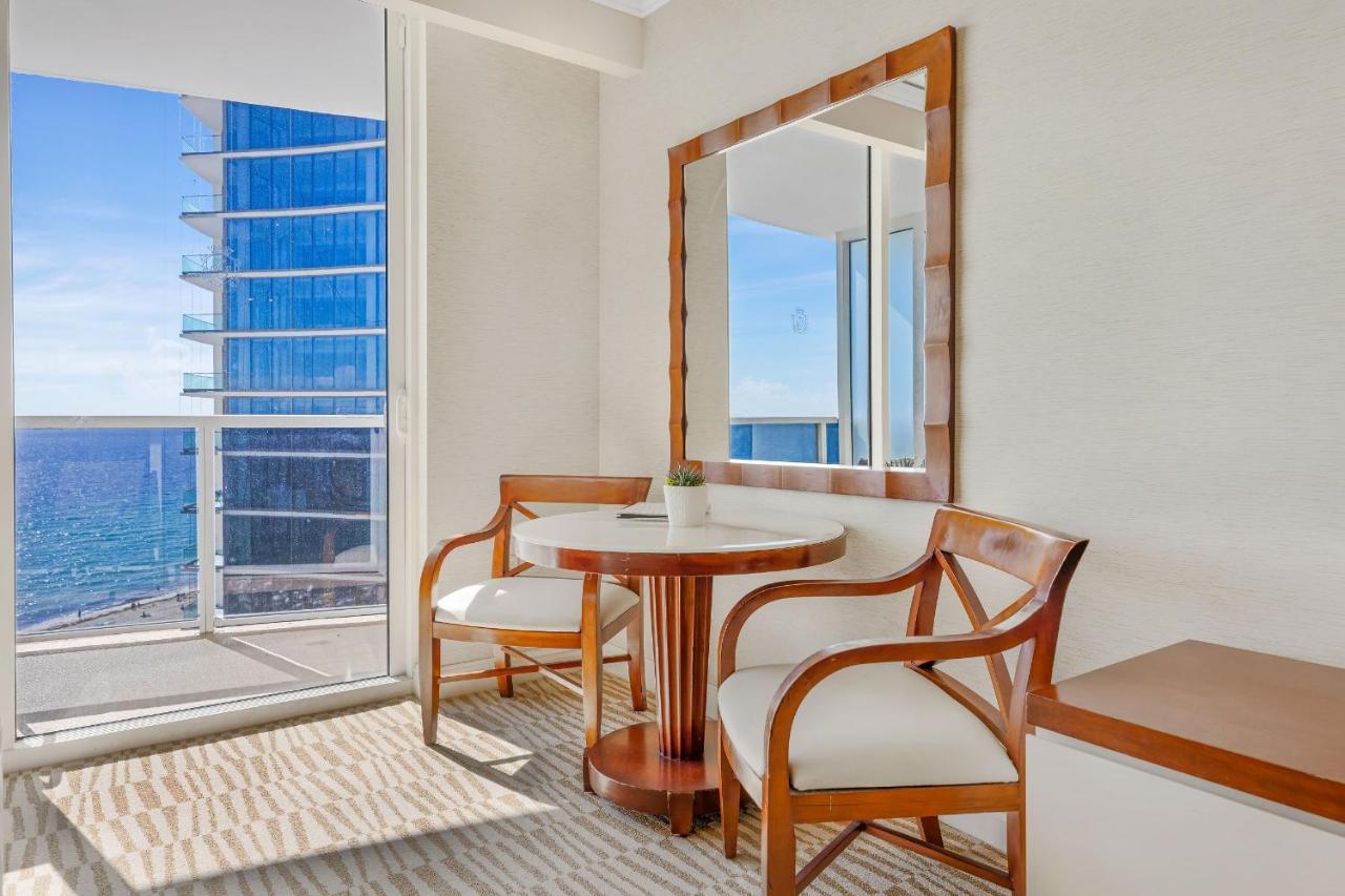 Apartment Luxury With Ocean Front View