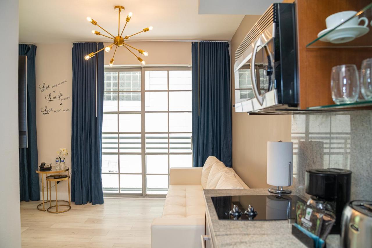 Strand Ocean Drive Suites 3*