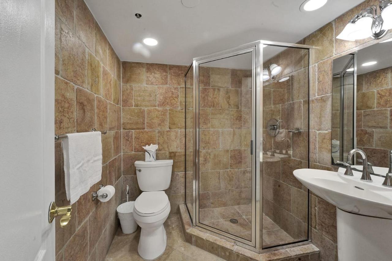 Modern Miami With Service & Pool Miami Beach