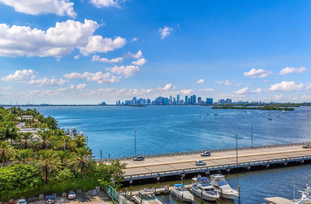 Breath-taking Views From Cozy Miami Beach