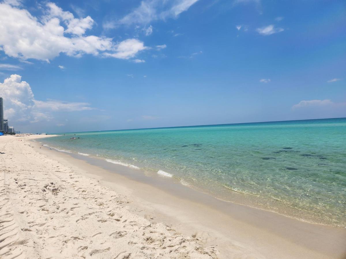 Entire Front W/ Pool Amazing View 4pax Miami Beach