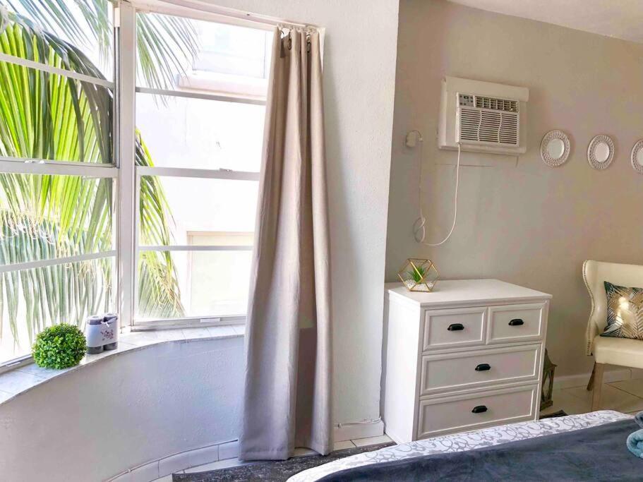 Just 1 Block From The Beach! Apartment Miami Beach