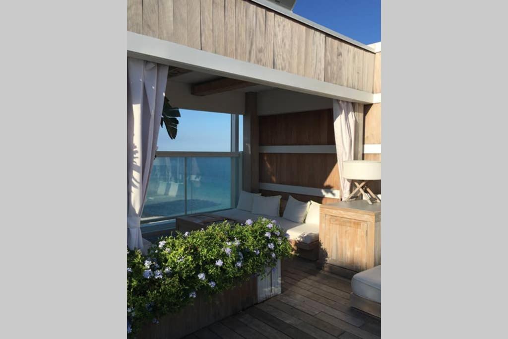 Incredible Ocean Views! Terrace, 1800 Sq.ft., * Miami Beach