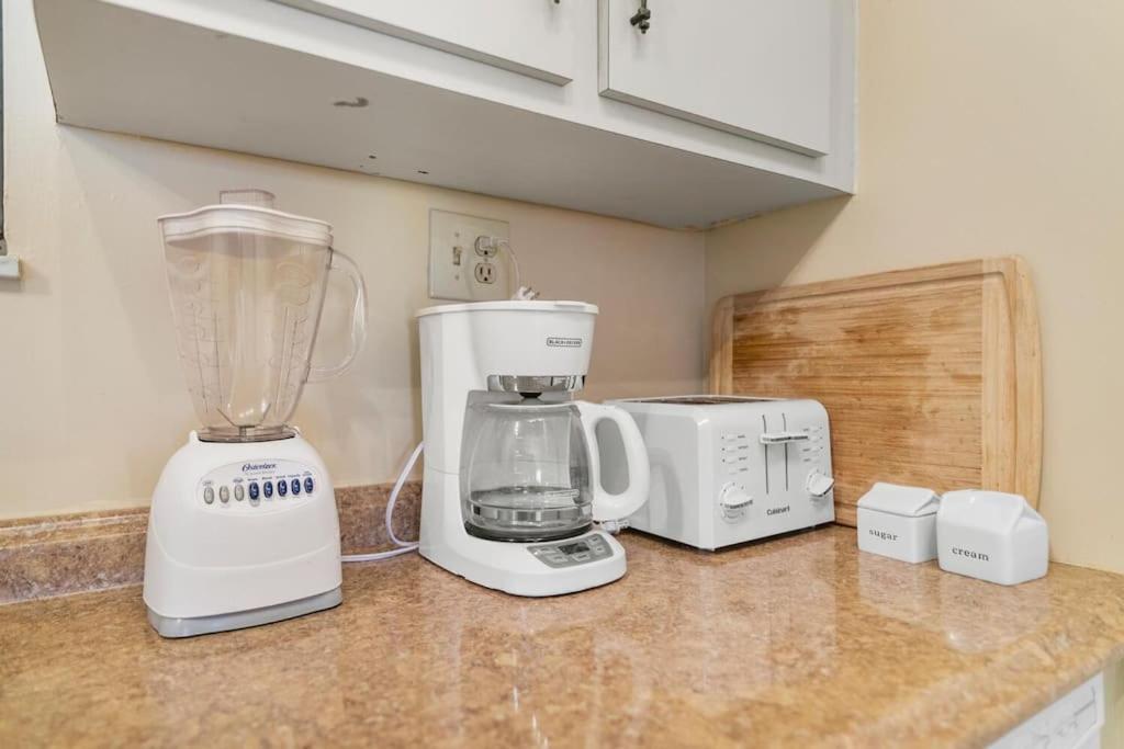 Spacious 1 Bed, 5min Walk To The Beach! Miami Beach