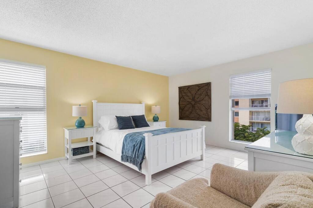 Spacious 1 Bed, 5min Walk To The Beach! Miami Beach