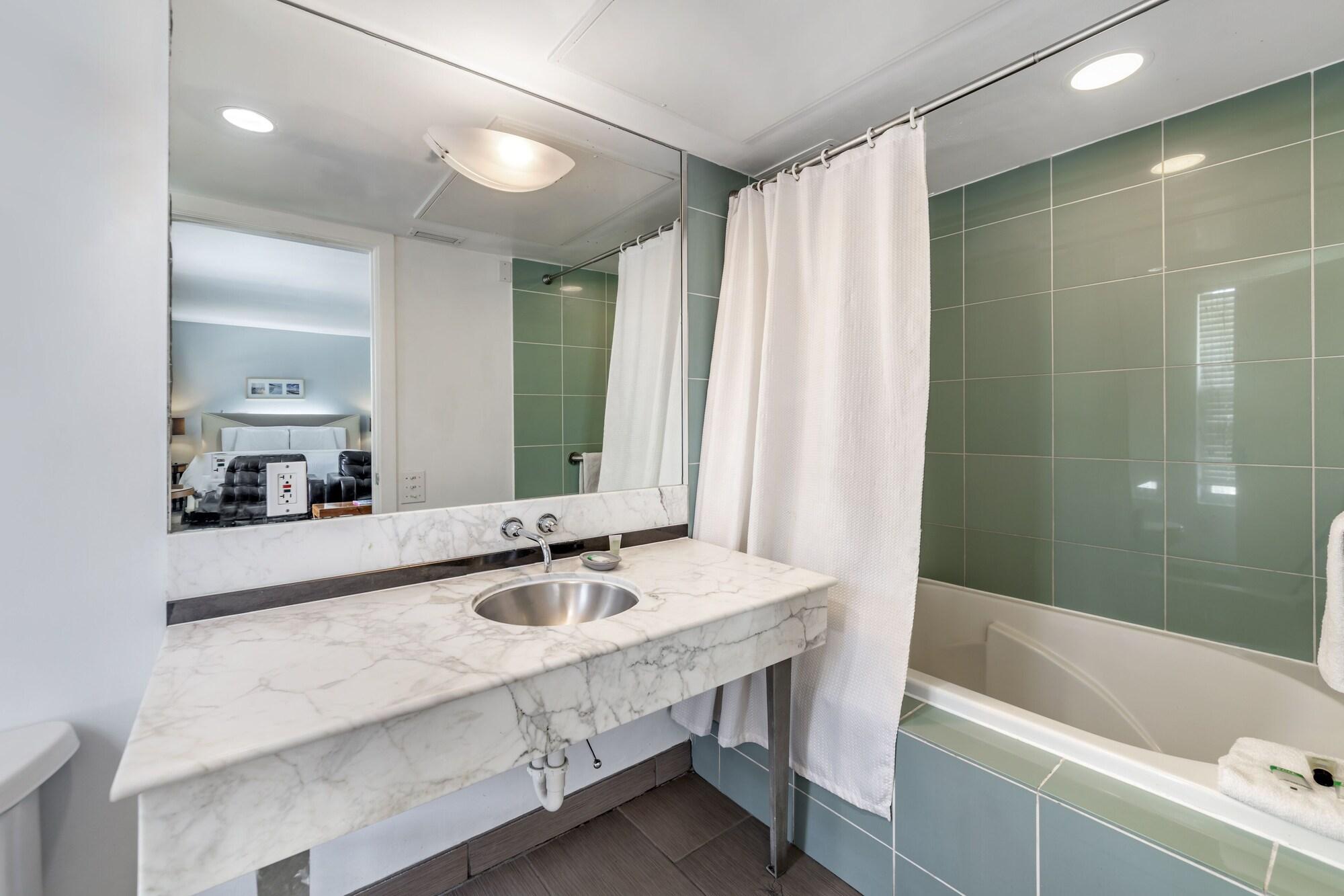 Hotel Kasa La Flora Miami 3*