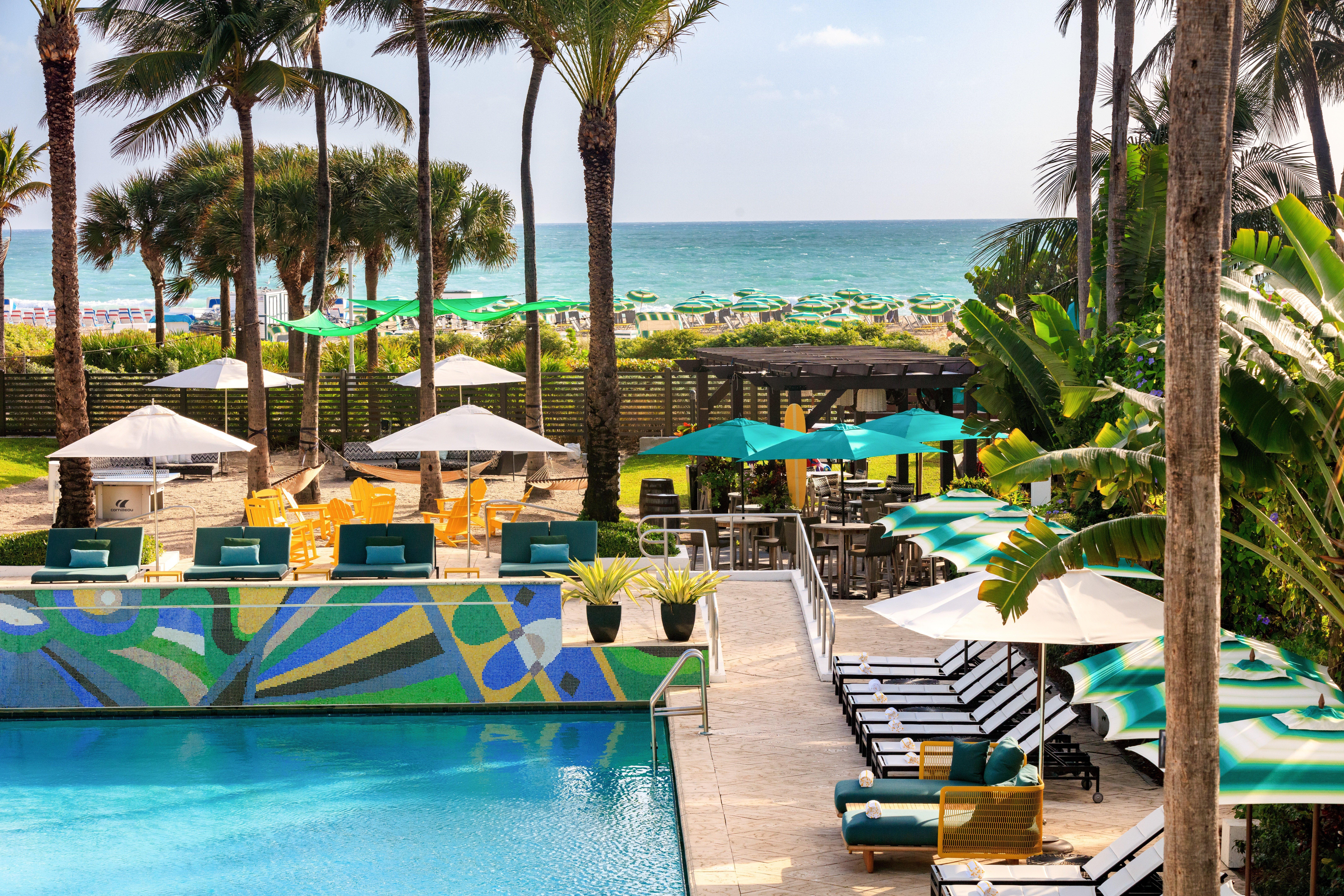 Resort Kimpton Surfcomber By Ihg