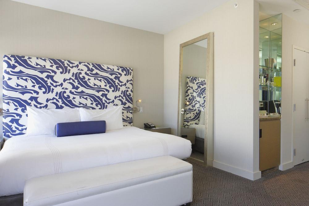 Hotel Breakwater South