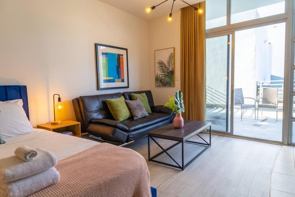 King Bed Rooftop Ocean Dr C304 Apartment