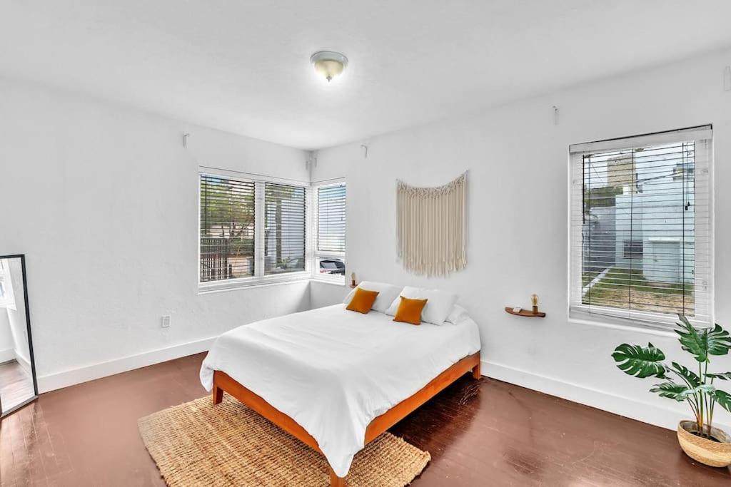 Garden 7-hosted By Sweetstay Apartment Miami Beach