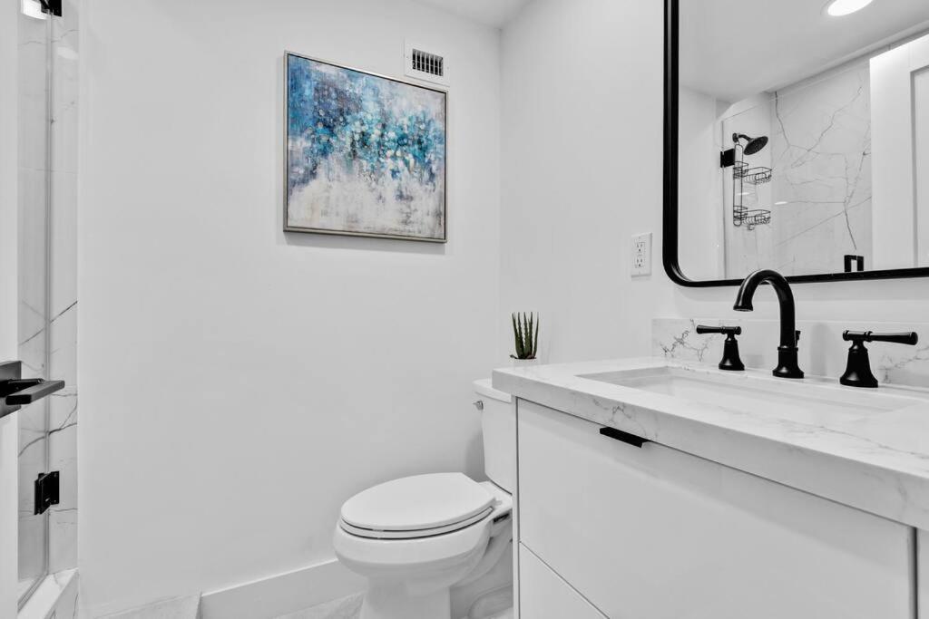 Oceanfront Luxury Penthouse 2 Bedrooms With Direct Ocean View Apartment