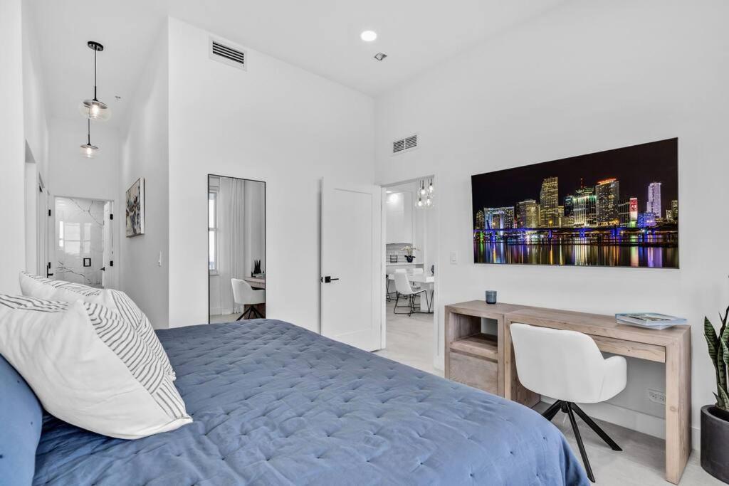 Oceanfront Luxury Penthouse 2 Bedrooms With Direct Ocean View