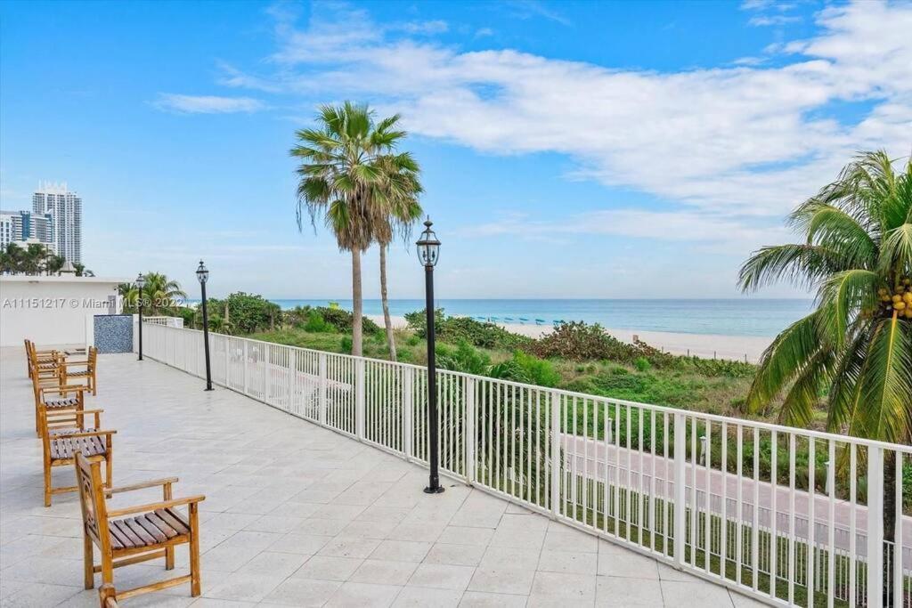Oceanfront Luxury Penthouse 2 Bedrooms With Direct Ocean View * Miami Beach