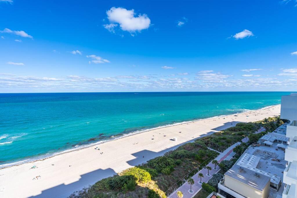 Oceanfront Luxury Penthouse 2 Bedrooms With Direct Ocean View *