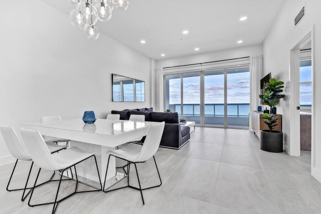 Apartment Oceanfront Luxury Penthouse 2 Bedrooms With Direct Ocean View Miami Beach