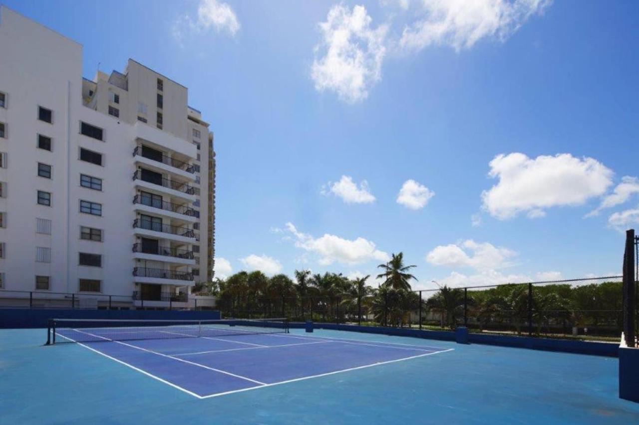 Beachfront Pool Gym Tennis Miami Beach!