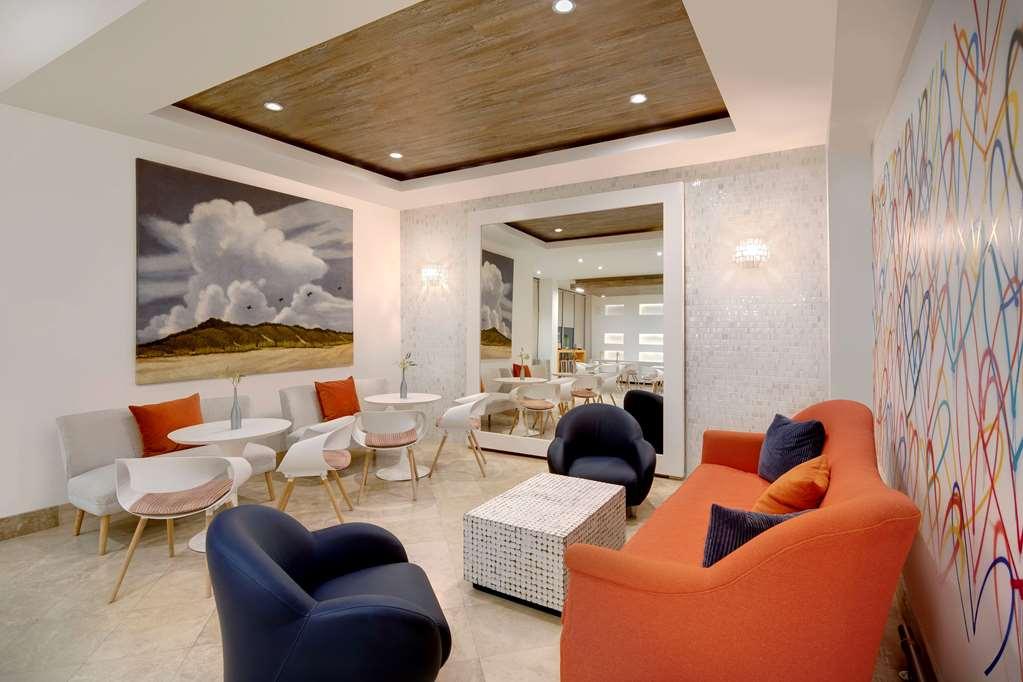 Mb Hotel, Trademark Collection By Wyndham Hotel 4*