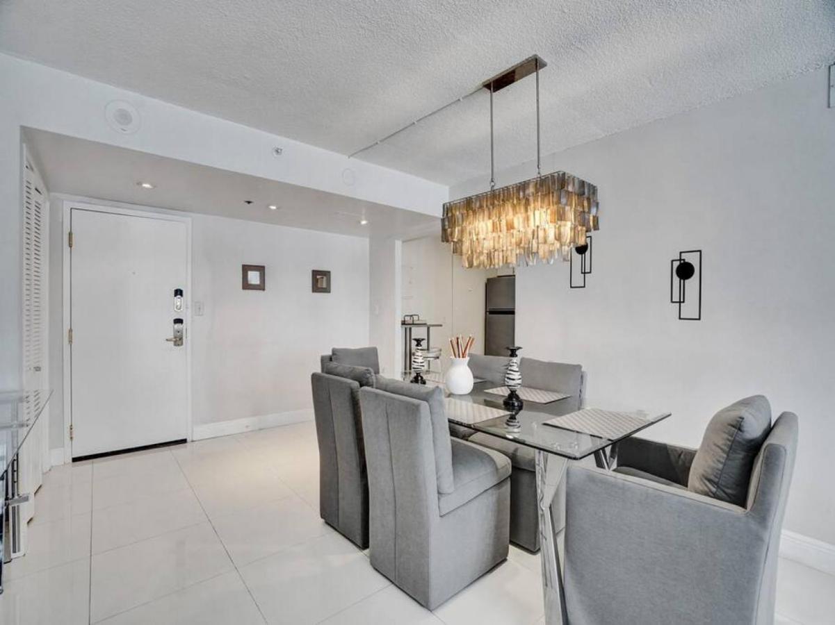 Fantastic W Service 615 Apartment
