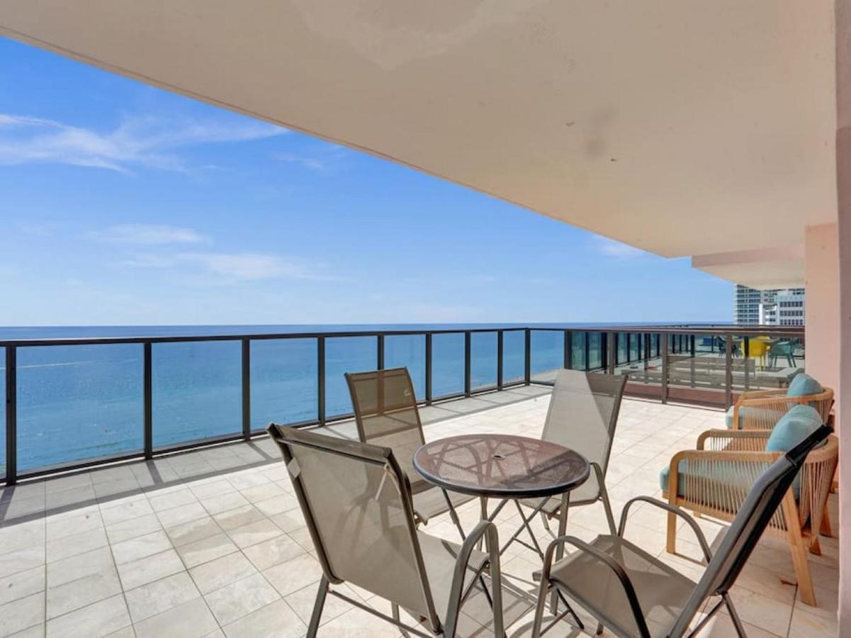 Huge Terrace Oceanfront Service 1502 Apartment Miami Beach