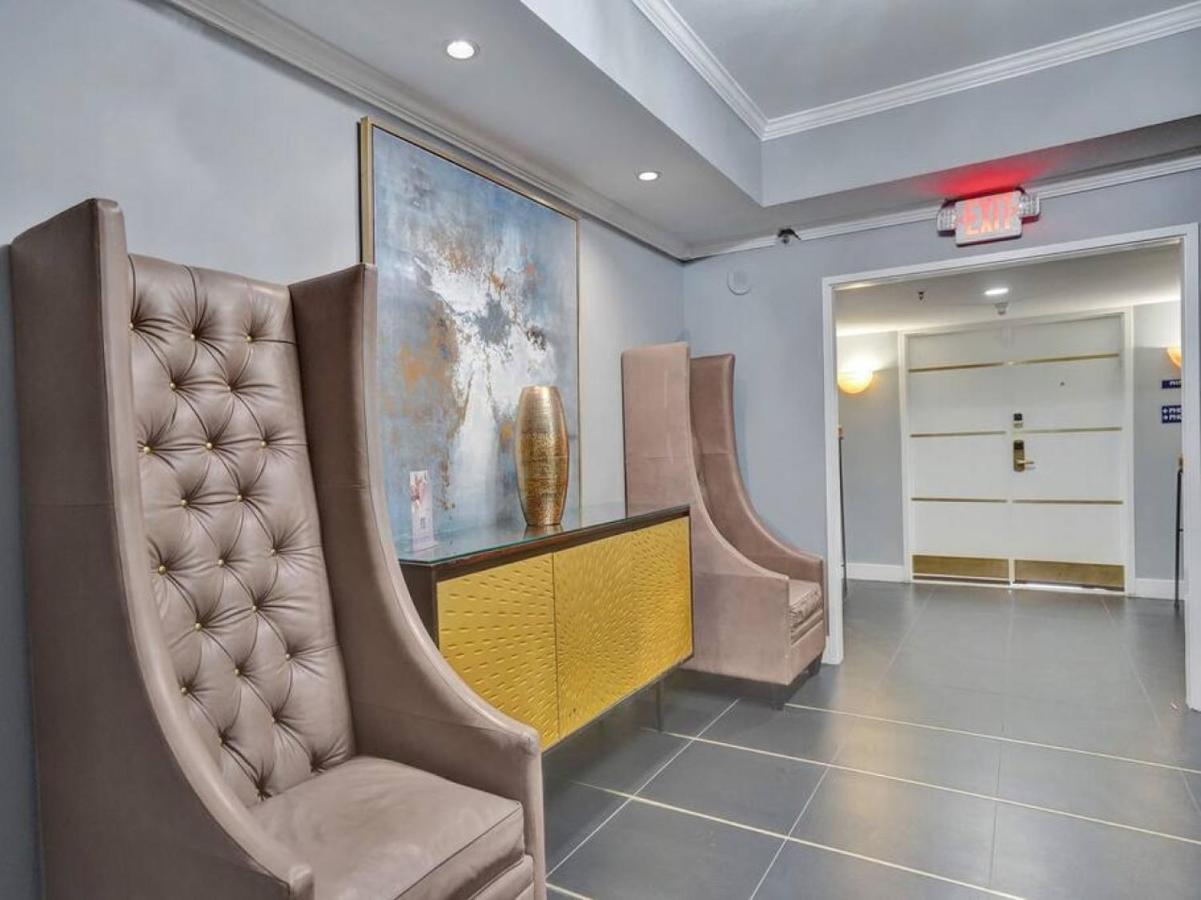 Cute Ocean View Service Unit 1217 Apartment Miami Beach