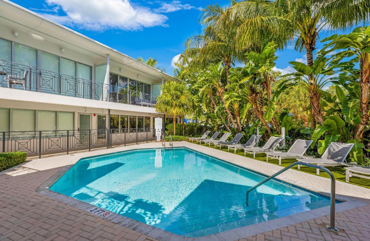 Palm-fringed Paradise In South Holiday home *
