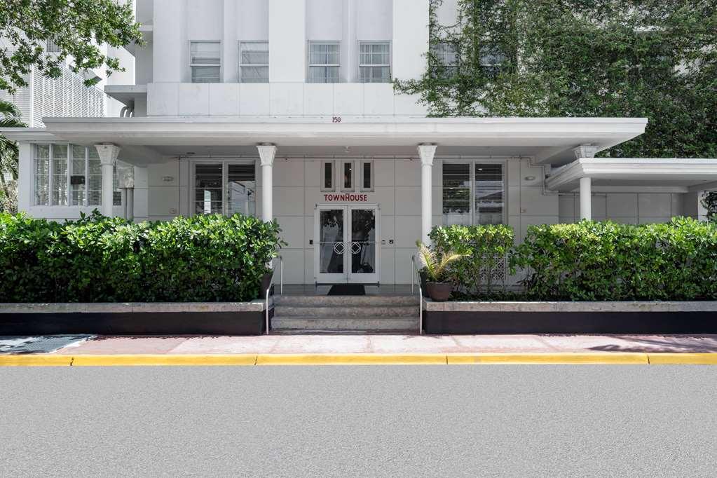 Townhouse Miami Bch. Trademark *