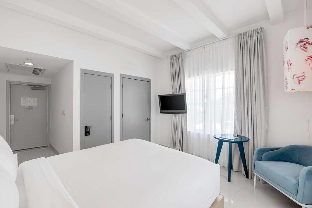 Hotel Townhouse Miami Bch. Trademark