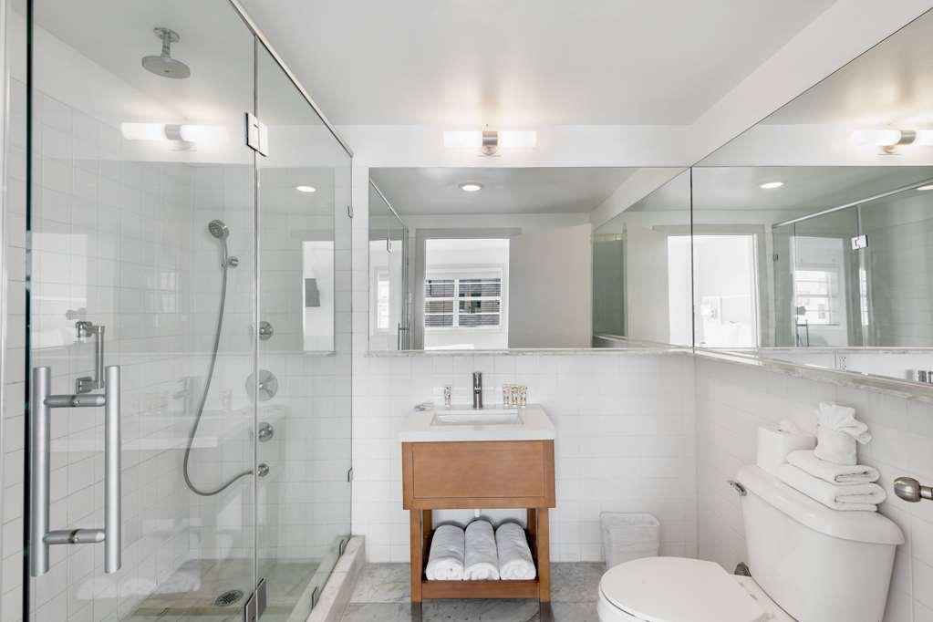 Hotel Townhouse Miami Bch. Trademark *