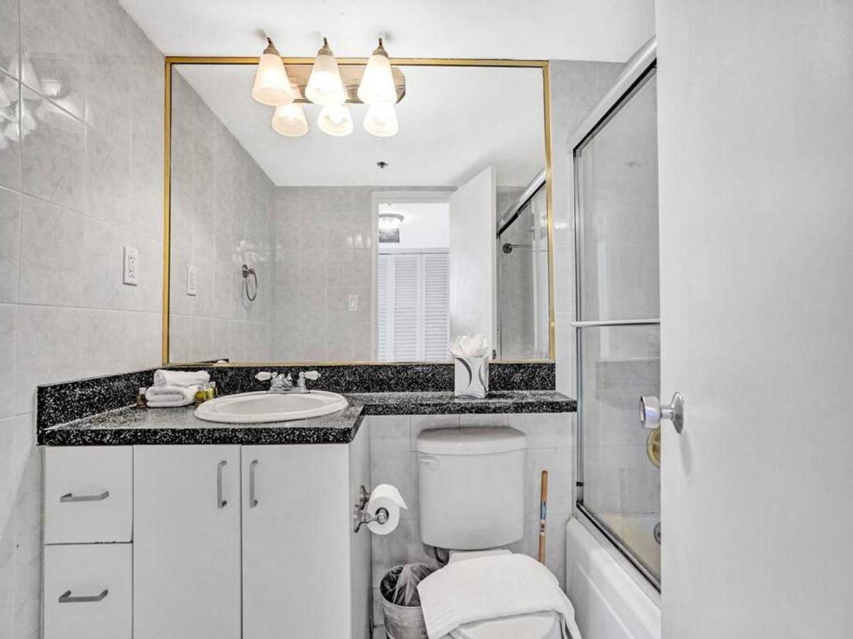 Beachfront Ocean View Beach Service 520 Apartment