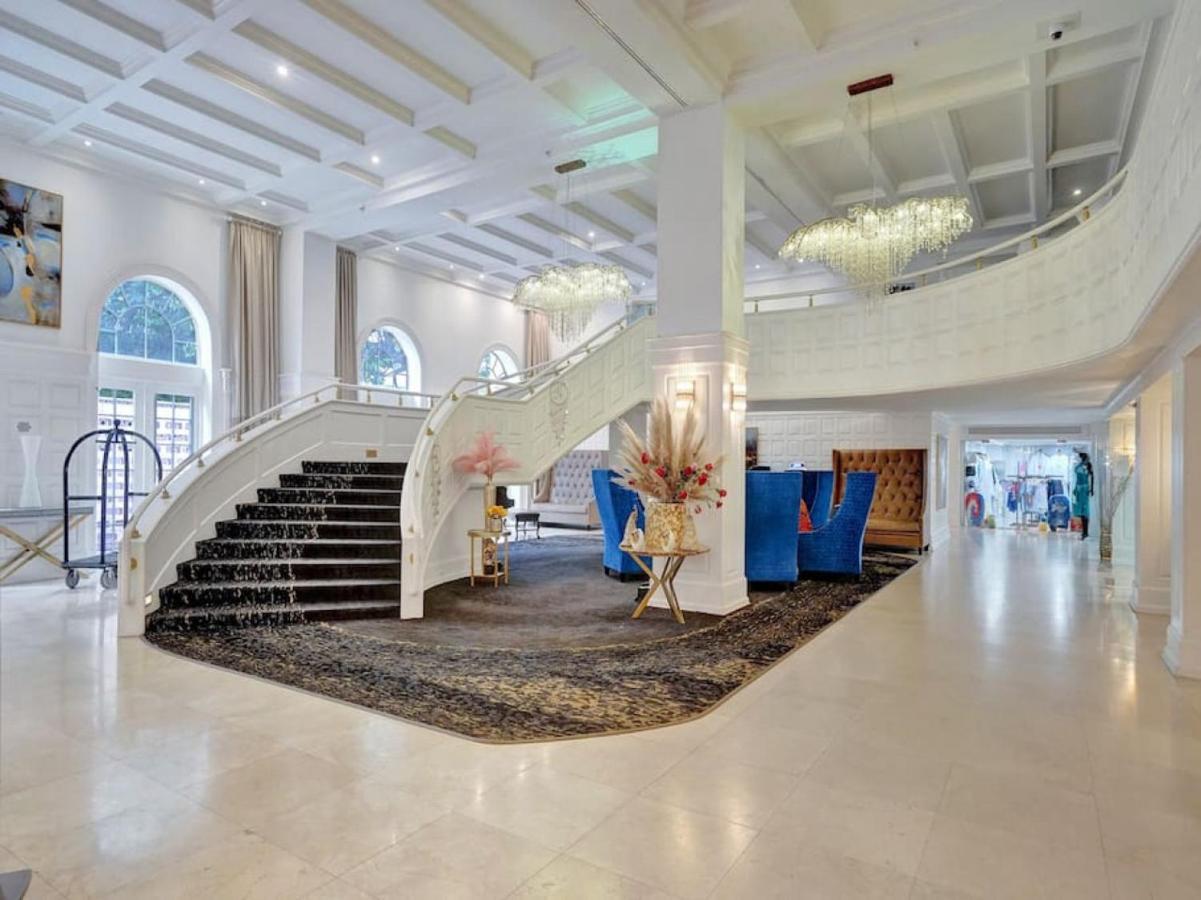 Amazing Ocean View Service 1111 Apartment *
