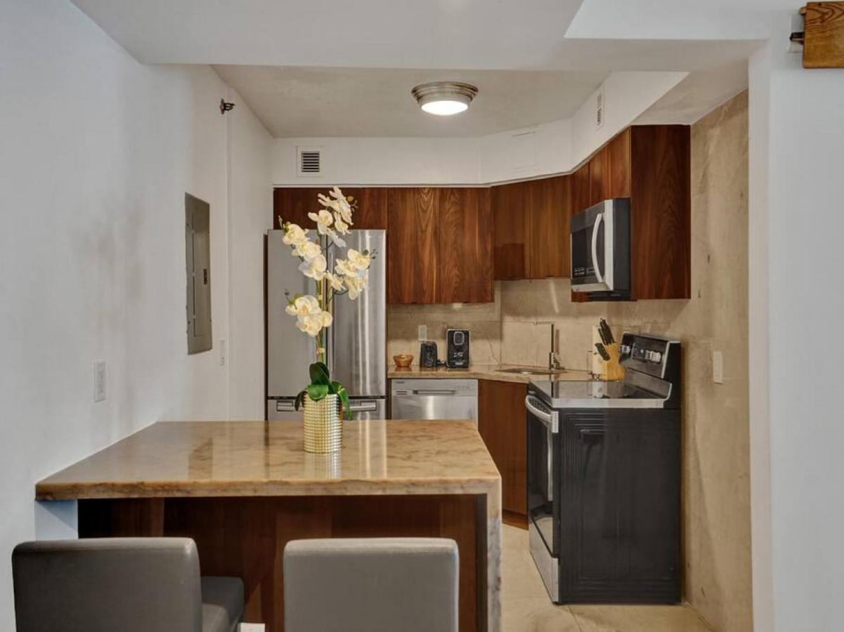 Apartment Luxury Ocean View And 1216 Miami Beach