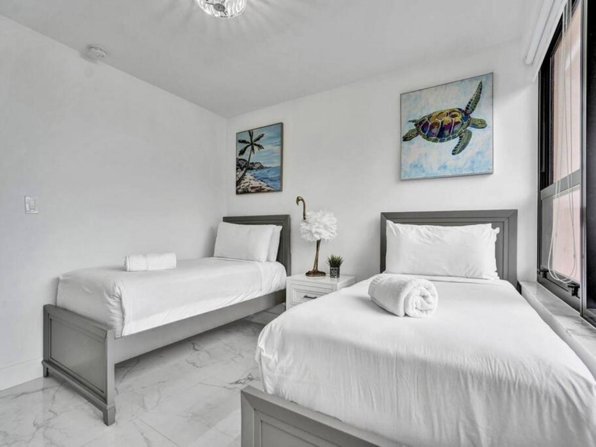 Ocean View Retreat Service 1603 * Miami Beach