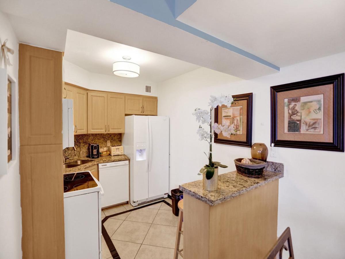 Cozy Ocean View Service 610 Apartment Miami Beach