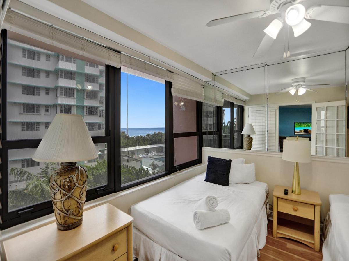 Cozy Ocean View Service 610 Apartment Miami Beach