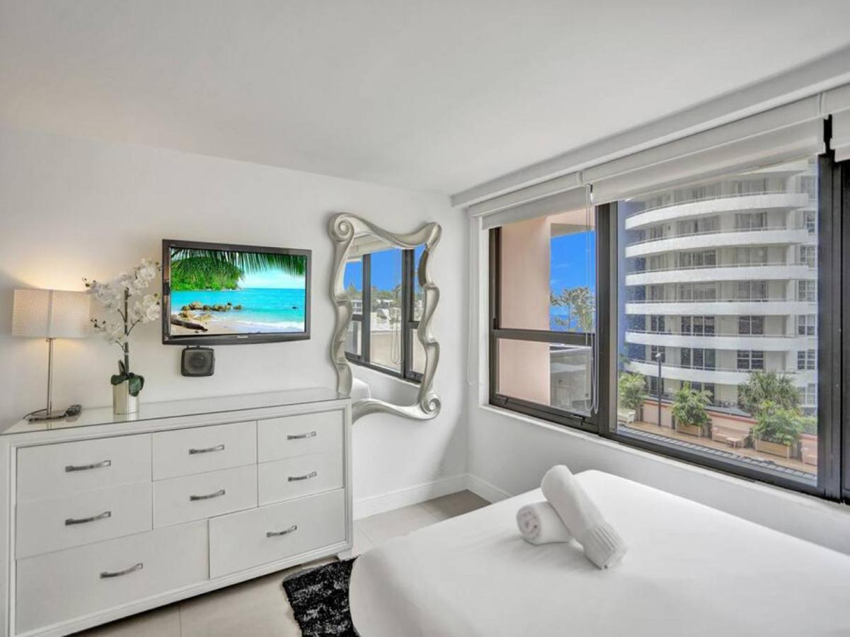 Apartment Spacious Ocean View Service 509 Miami Beach