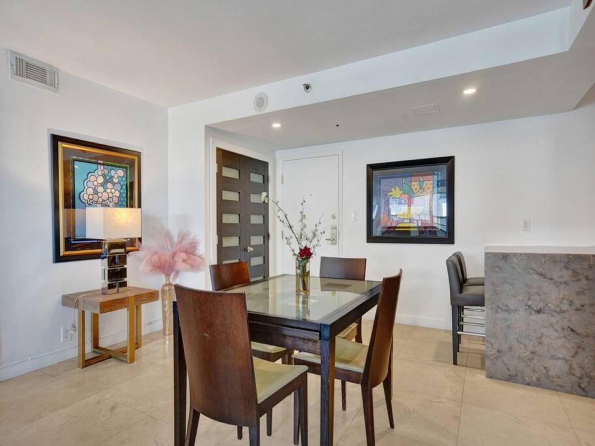 Apartment Luxury Ocean View And 1216 Miami Beach