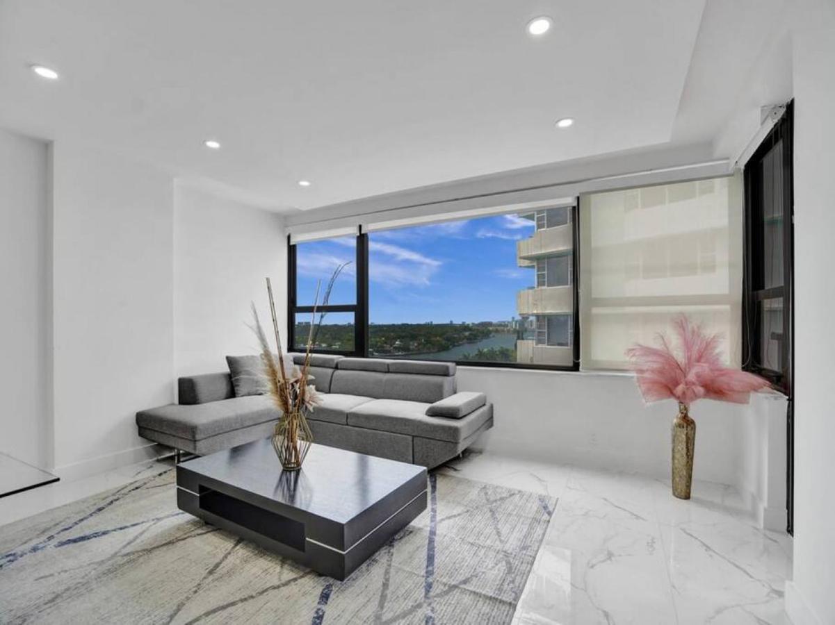Apartment Ocean View Beachside Bliss Service 1218 *