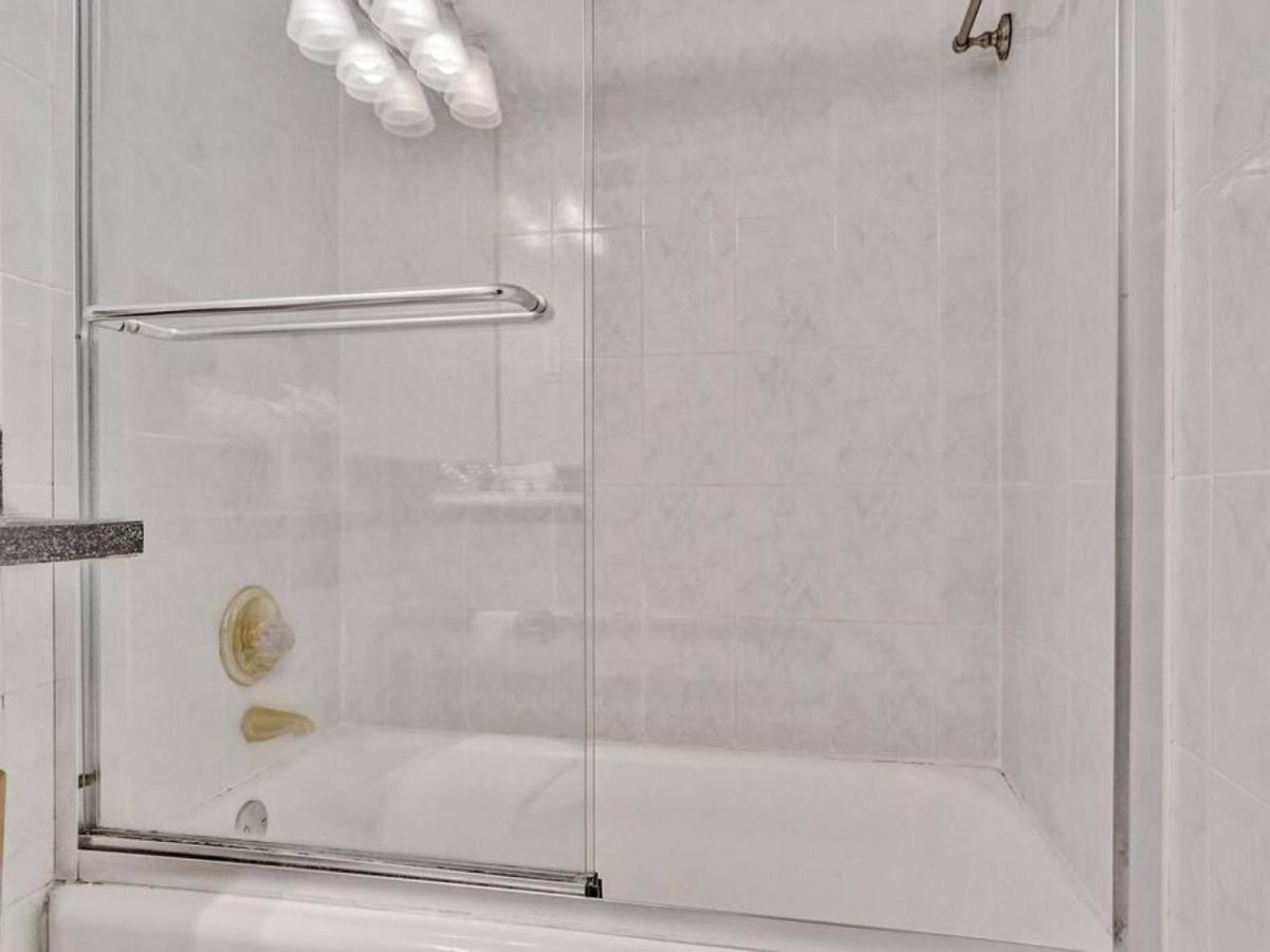 Apartment Beachfront Ocean View Beach Service 520