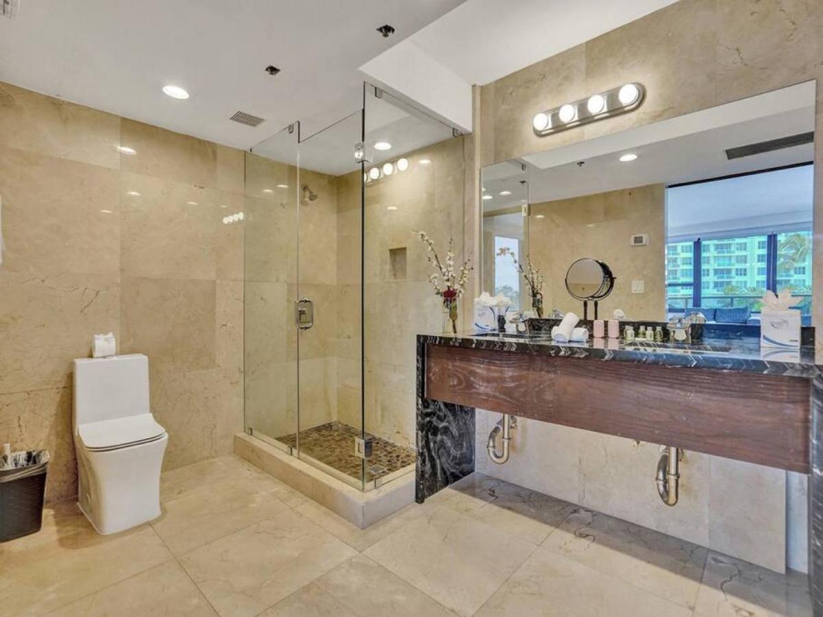 Apartment Luxury Full Ocean View Amenities 501