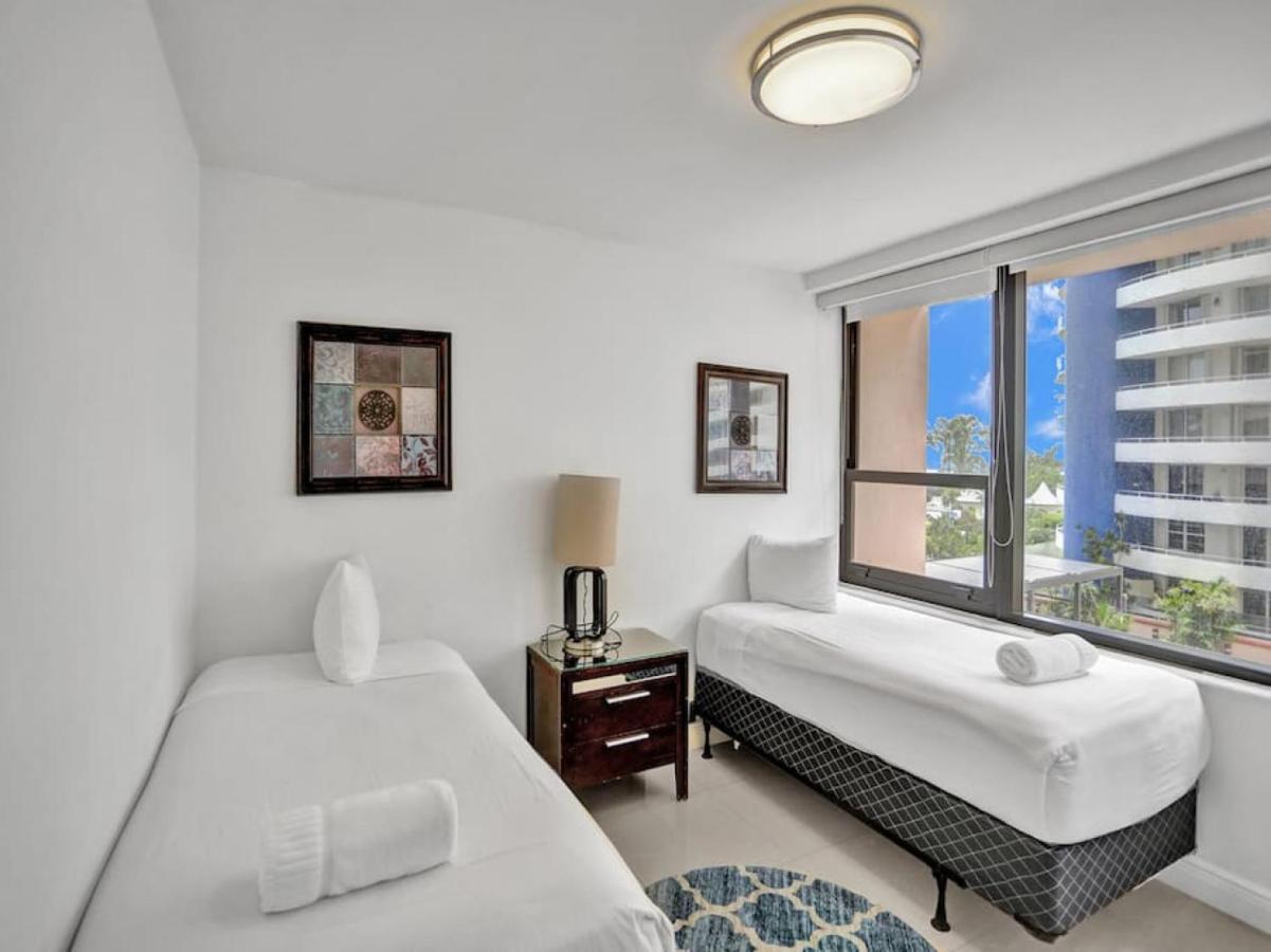 Apartment Spacious Ocean View Service 509 Miami Beach