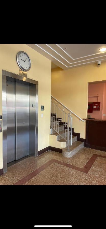 1 Bed Apt. A Block From The