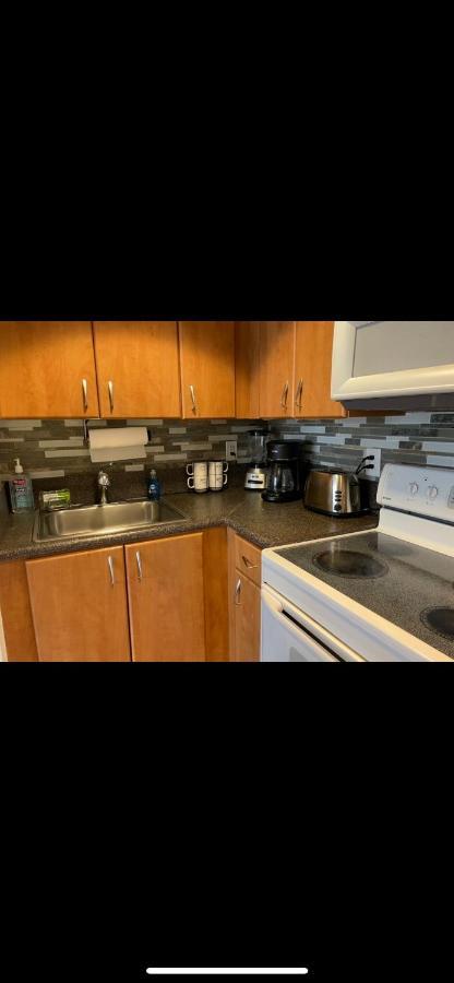 Apartment 1 Bed Apt. A Block From The *