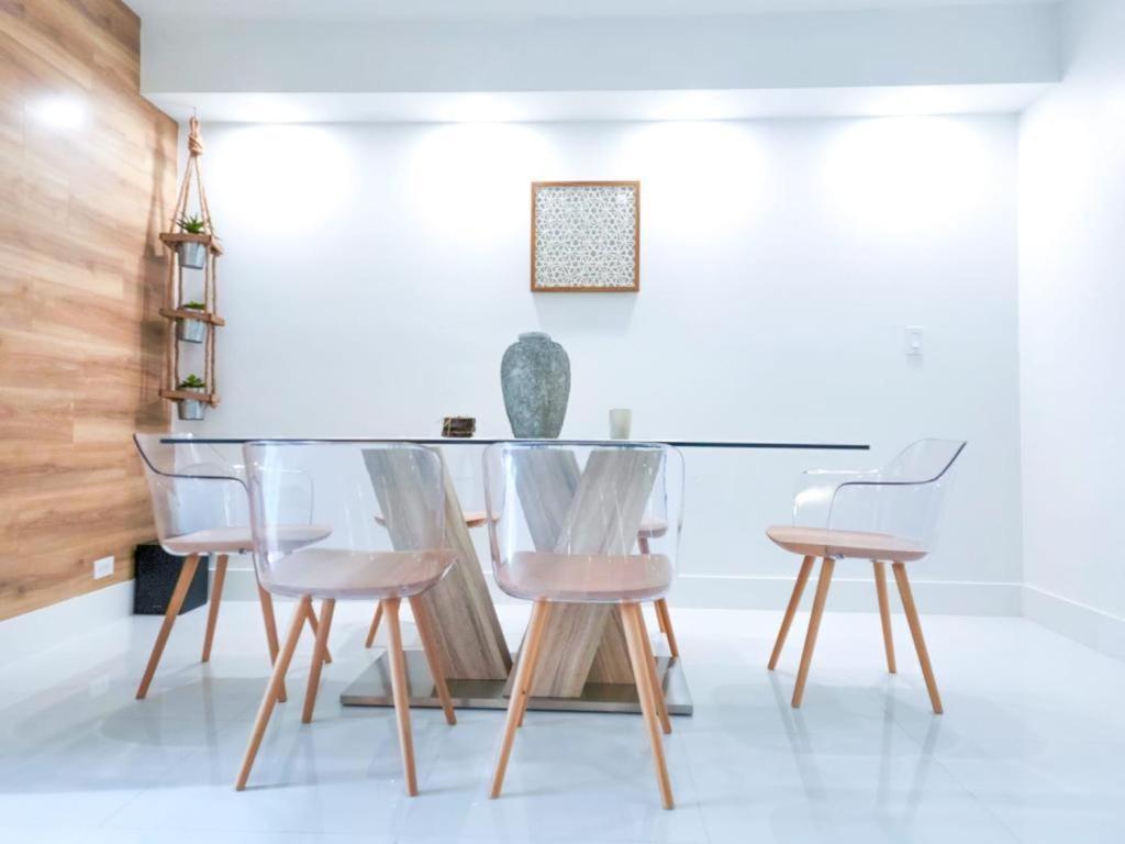 Magical 1br Beachfront Apt In South Miami Apartment *