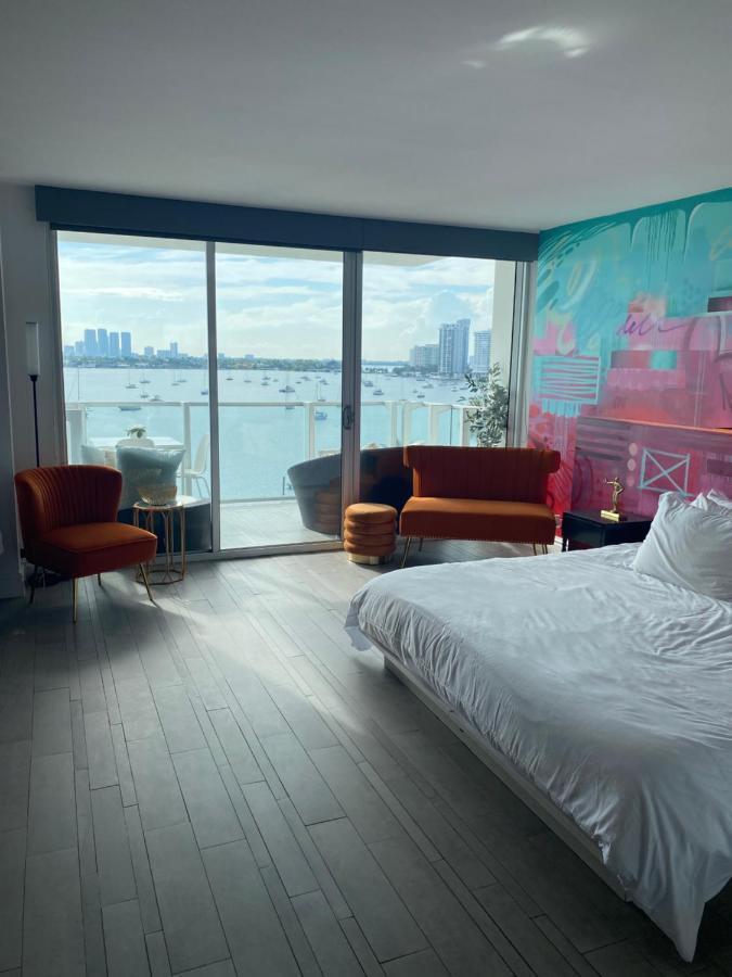 Bay View King With Balcony Hotel