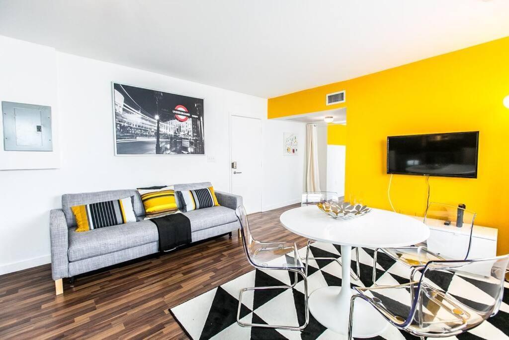 Apartment 1 Bedroom 5 Minutes Walk To On Washington Ave *